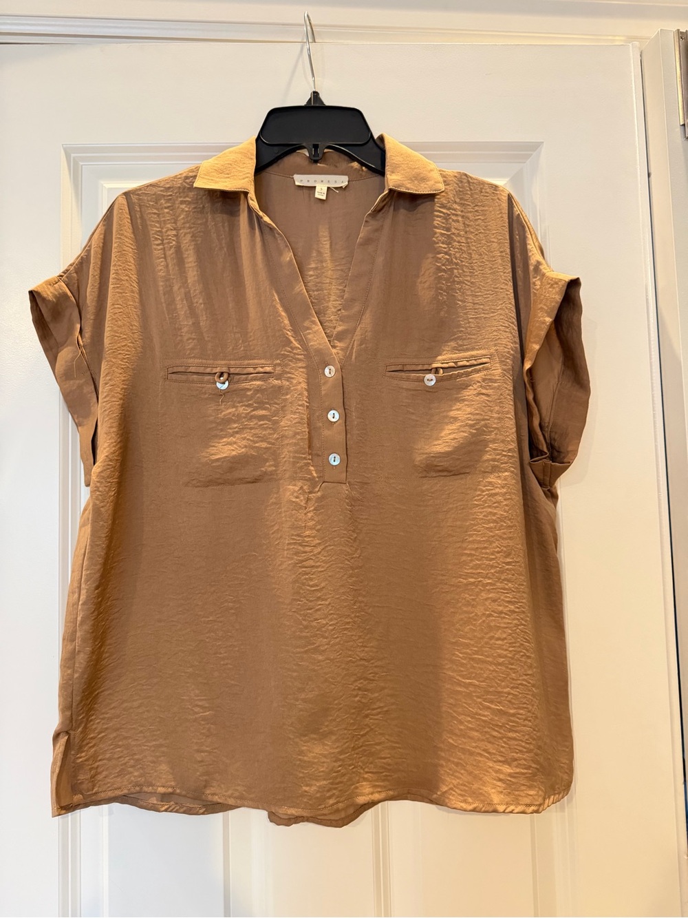 Promesa Relaxed Short-Sleeve Split V-Neck Tunic – Tan
